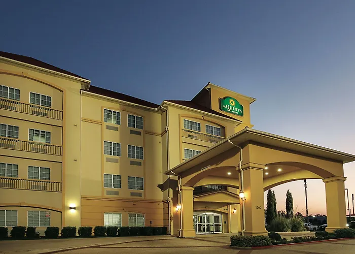 La Quinta Inn & Suites By Wyndham South Dallas - Hutchins